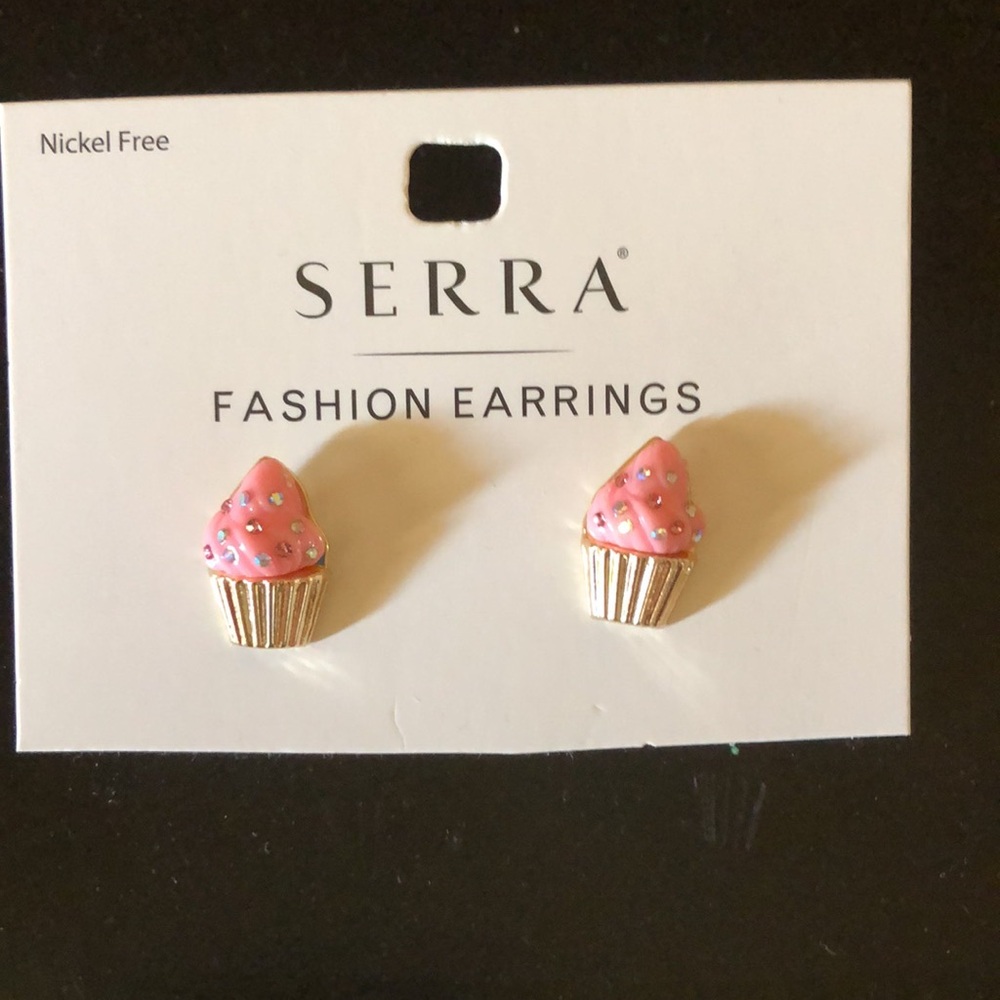 NWT Serra Pink Cupcake Earrings